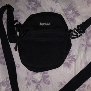 Supreme SS17 Shoulder Bag